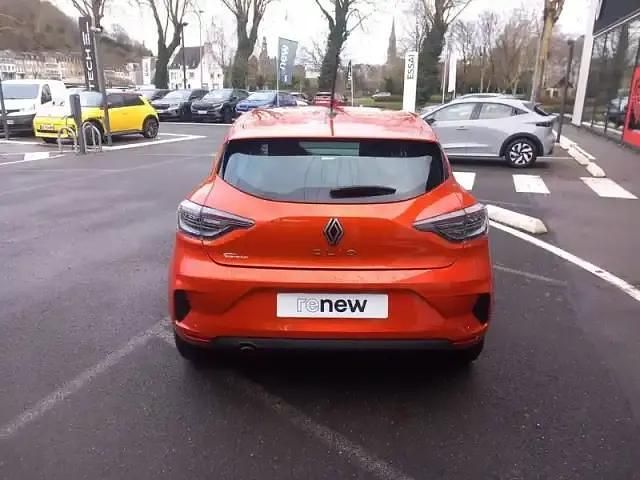 Occasion Renault Clio V SE 2024 Orange valencia Berline
