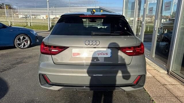 Occasion Audi A1 Sportback S-line plus 116 ch (85 kW) 2025 Gris chronos métallisé noir mythe métallisé Citadine