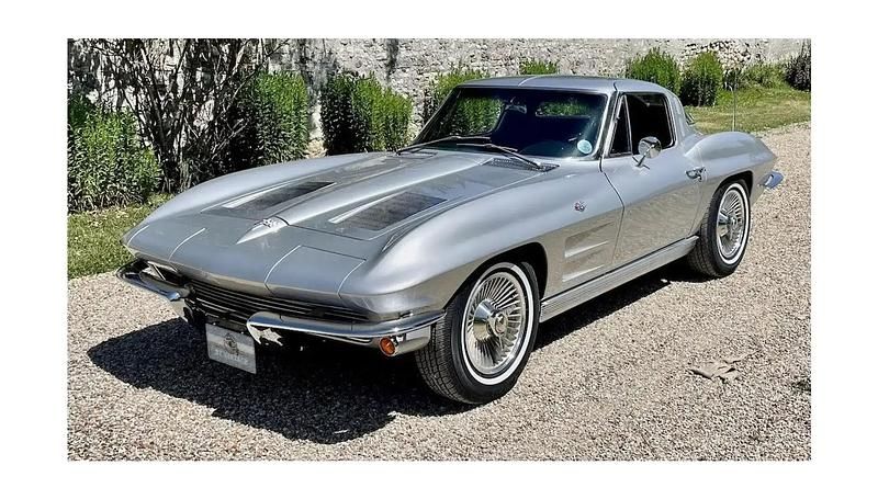 Gris Occasion 1963 Chevrolet Corvette | 154 900 € - Image 1/4