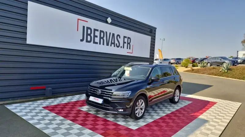 Noir Utilisé 2020 VW Tiguan Allspace SUV | 27 590 € (Prix juste) - Image 1/4