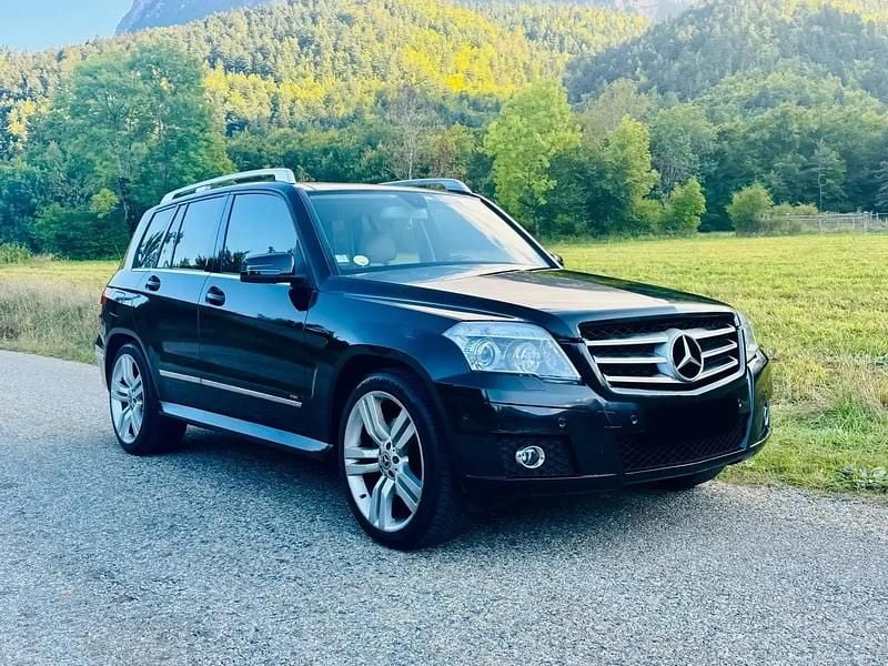 Utilisé 2009 Mercedes GLK320 SUV | 13 900 € - Image 1/4