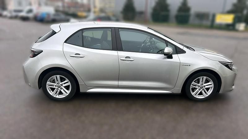 Occasion Toyota Corolla Design 98 ch (72 kW) 2022 Gris Berline