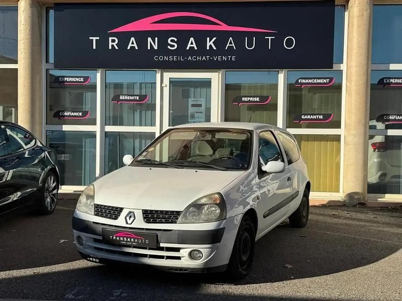 Blanc Occasion 2001 Renault Clio II Expression Berline | 3 290 € (Prix juste) - Image 1/4