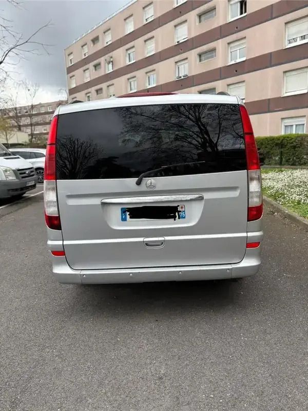 Image 2/4