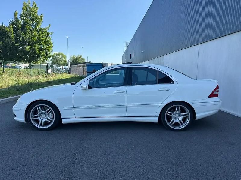 Occasion Mercedes C55 AMG AMG 367 ch (269 kW) 2006 Blanc Berline