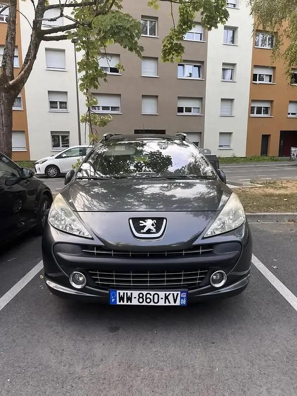 Gris Utilisé 2007 Peugeot 207 Sport Break | 3 000 € (Prix cher) - Image 1/4