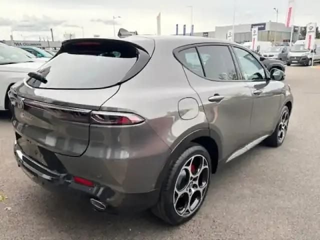 Occasion Alfa Romeo Tonale Veloce 179 ch (131 kW) 2024 Gris SUV