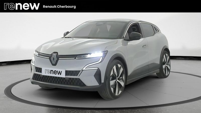 Gris Utilisé 2022 Renault Mégane Techno Berline | 27 090 € (Prix juste) - Image 1/4