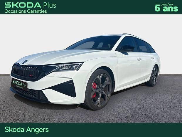 Blanc Utilisé 2024 Skoda Octavia RS | 45 990 € - Image 1/4