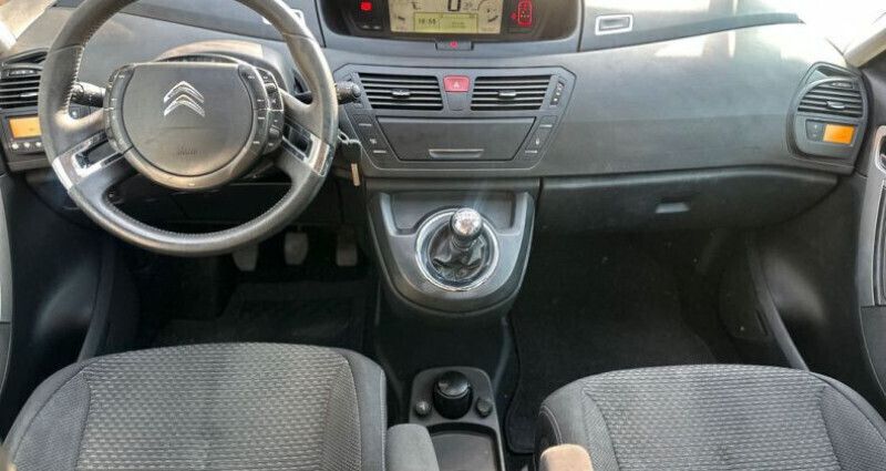 Image 2/4