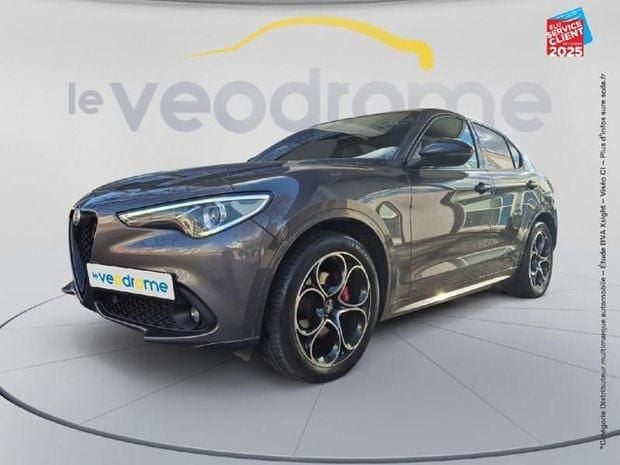Gris Utilisé 2021 Alfa Romeo Stelvio Veloce SUV | 33 999 € (Bon prix) - Image 1/4
