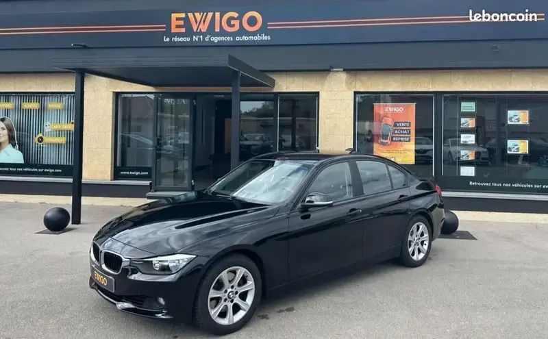 Noir Utilisé 2014 BMW 330 Comfort Edition Berline | 23 990 € - Image 1/4