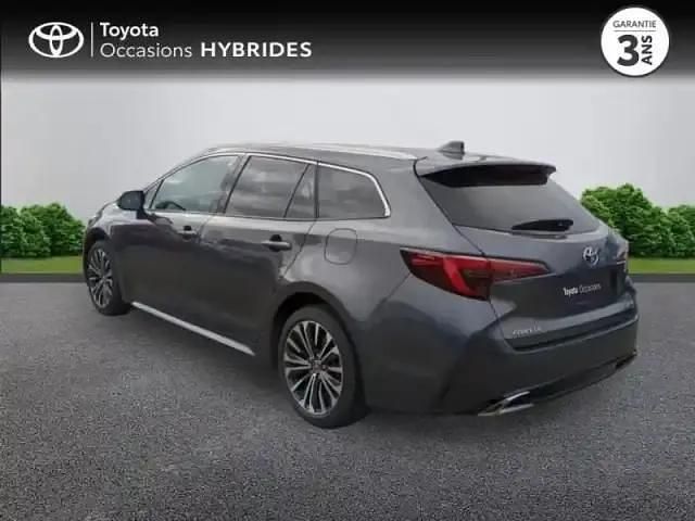 Occasion Toyota Corolla Design 2025 Gris atlas métallisé Break