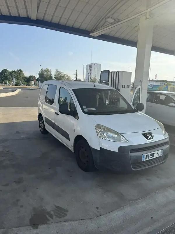 Image 2/4
