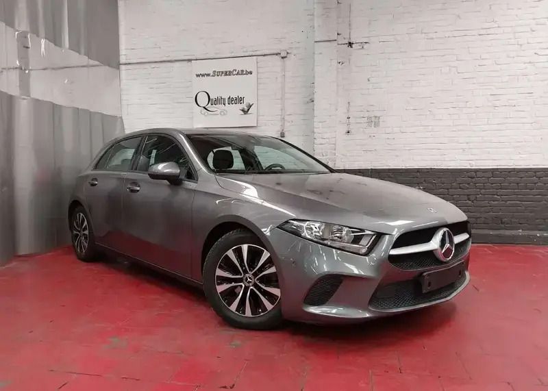Gris Utilisé 2021 Mercedes A180 Business Berline | 18 990 € (Super prix) - Image 1/4