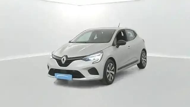 Gris platine Occasion 2023 Renault Clio V Berline | 13 990 € (Bon prix) - Image 1/4