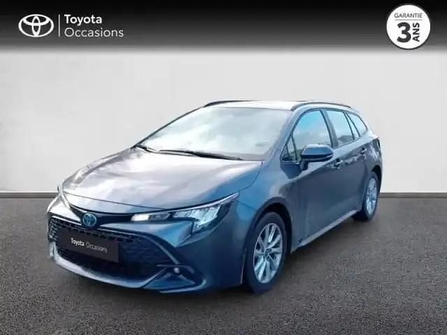 Gris atlas métallisé Occasion 2025 Toyota Corolla Business Edition Break | 29 490 € (Prix juste) - Image 1/4