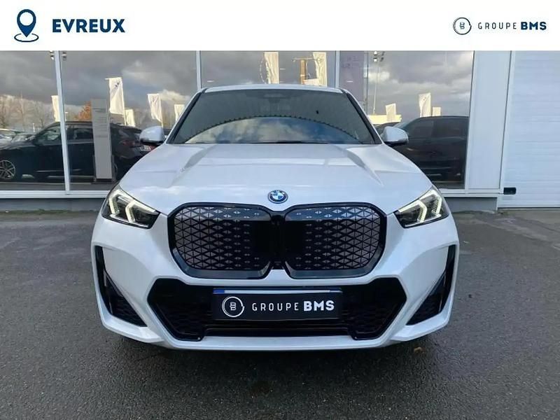 Blanc Utilisé 2023 BMW iX1 M Sport SUV | 56 900 € - Image 1/4