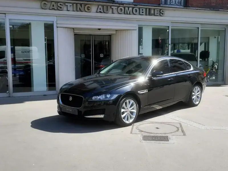 Noir Utilisé 2016 Jaguar XF Berline | 23 900 € (Prix juste) - Image 1/4