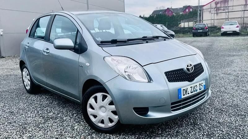 Occasion Toyota Yaris Sol 90 ch (66 kW) 2006 Gris Berline