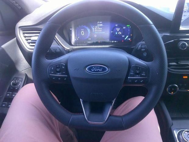Occasion Ford Kuga ST-Line 152 ch (111 kW) 2024 Gris SUV