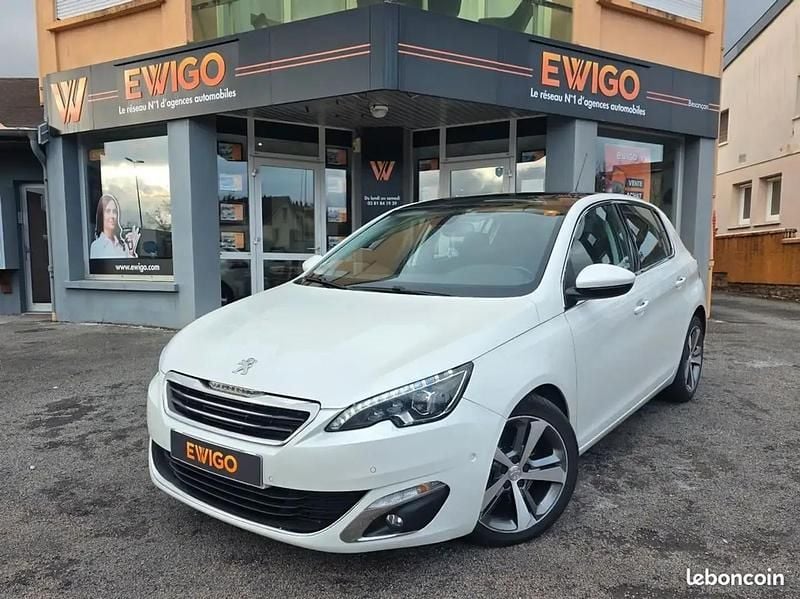 Blanc Occasion 2017 Peugeot 308 Allure Berline | 9 990 € (Super prix) - Image 1/4