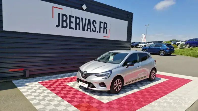 Utilisé 2022 Renault Clio V Evolution Berline | 15 990 € (Bon prix) - Image 1/4
