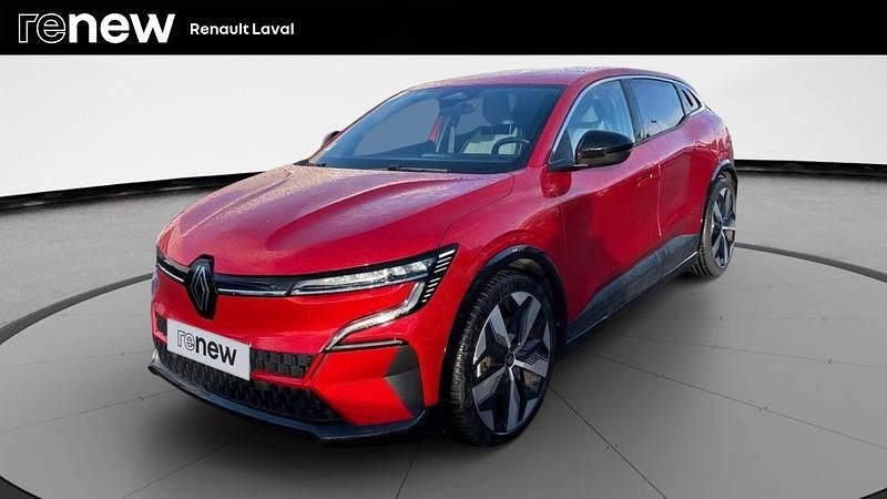 Rouge Occasion 2022 Renault Megane E-Tech Techno Berline | 23 290 € (Prix juste) - Image 1/4