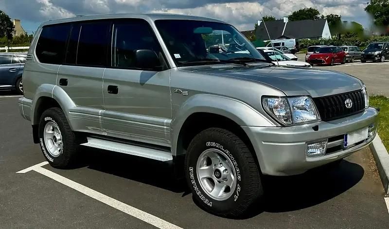 Argent Utilisé 2002 Toyota Land Cruiser SUV | 27 700 € - Image 1/4