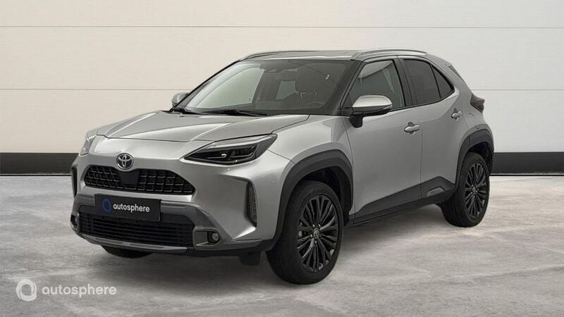 Gris Utilisé 2022 Toyota Yaris Cross SUV | 25 990 € (Prix juste) - Image 1/4