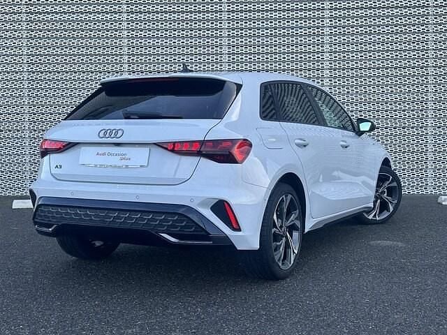 Occasion Audi A3 S-Line 116 ch (85 kW) 2025 Blanc glacier métallisé