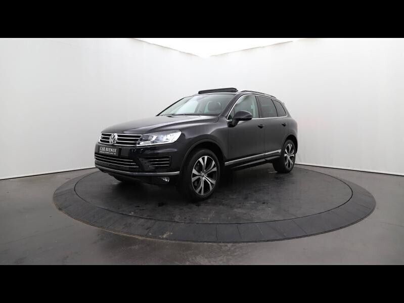 Noir intense Utilisé 2017 VW Touareg Ultimate SUV | 27 990 € (Prix assez cher) - Image 1/1