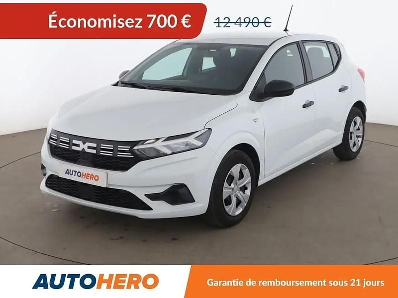 Blanc Occasion 2023 Dacia Sandero Essentiel Citadine | 11 790 € (Bon prix) - Image 1/2