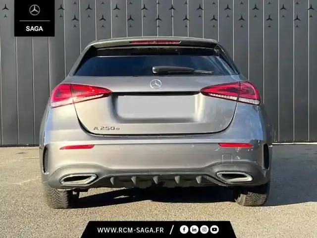 Occasion Mercedes A250 AMG line 2022 Gris foncé Berline