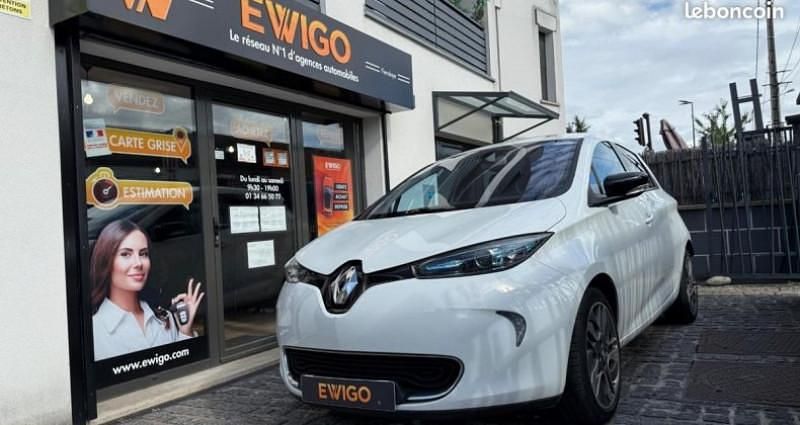 Blanc Utilisé 2015 Renault Zoe Intens Citadine | 5 490 € (Prix juste) - Image 1/4