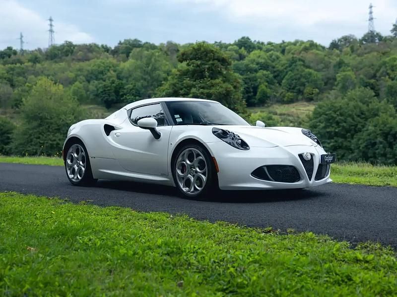 Blanc Utilisé 2014 Alfa Romeo 4C Coupé | 67 000 € - Image 1/4