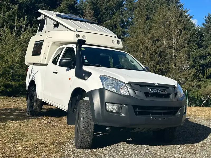 Blanc Utilisé 2014 Isuzu D-Max Pick-up | 65 000 € - Image 1/4