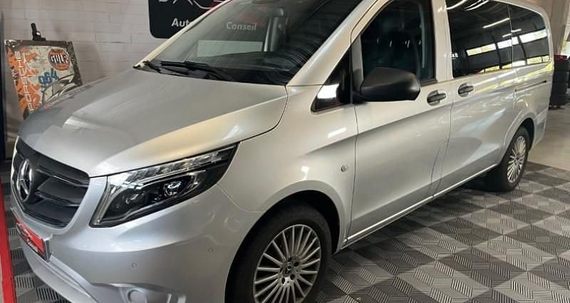 Gris Utilisé 2022 Mercedes Vito Monospace | 44 900 € (Bon prix) - Image 1/4