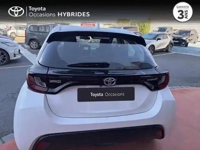 Occasion Toyota Yaris Hybrid Business Edition 116 ch (85 kW) 2023 Blanc Berline