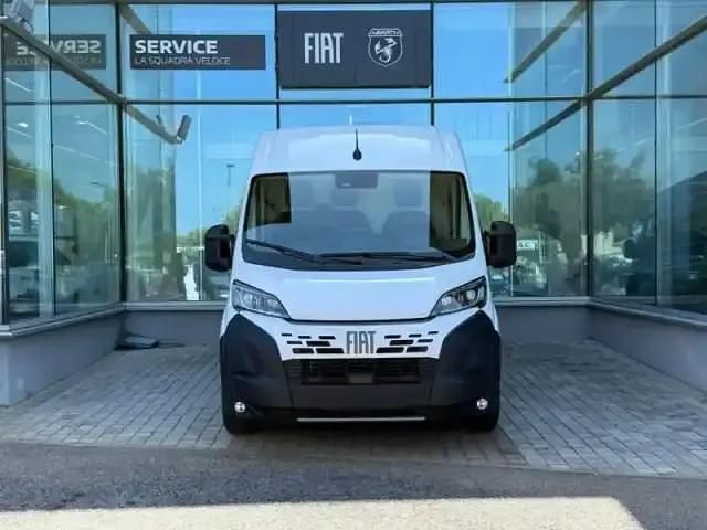 Blanc icy Nouvelle 2025 Fiat Ducato Connect Van | 33 990 € (Prix juste) - Image 1/4
