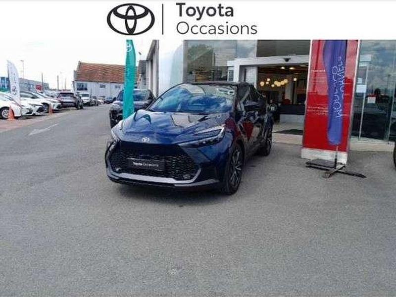 Occasion 2025 Toyota C-HR SUV | 37 980 € - Image 1/1