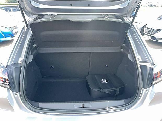 Gris Utilisé 2022 Peugeot e-208 Allure Citadine | 16 490 € (Prix juste) - Image 1/4