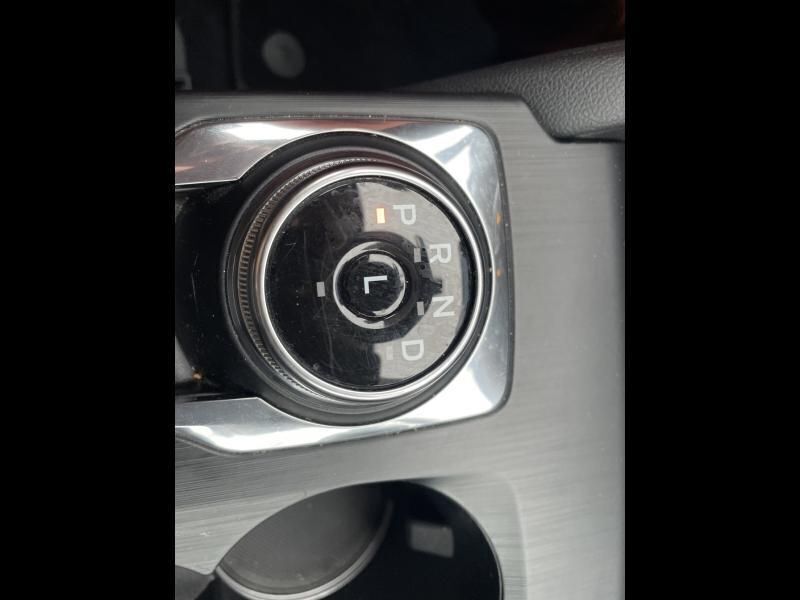 Image 2/4
