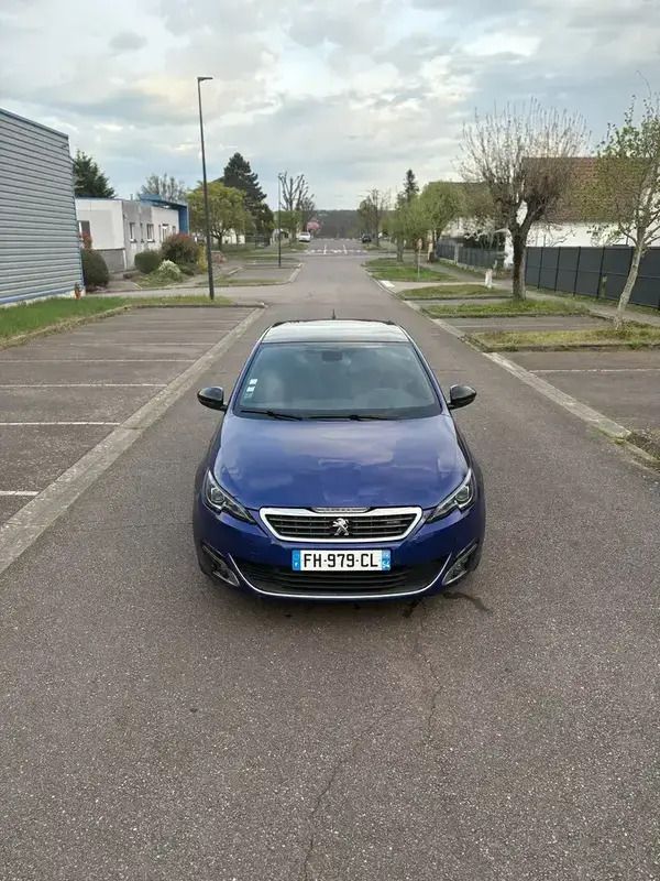 Utilisé 2017 Peugeot 308 GT-line Break | 12 300 € (Prix assez cher) - Image 1/4