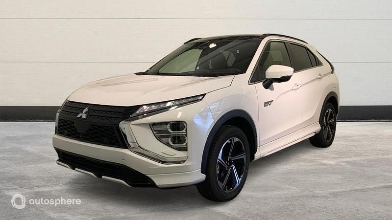 Blanc Nouvelle 2024 Mitsubishi Eclipse Cross Instyle SUV | 32 999 € - Image 1/4