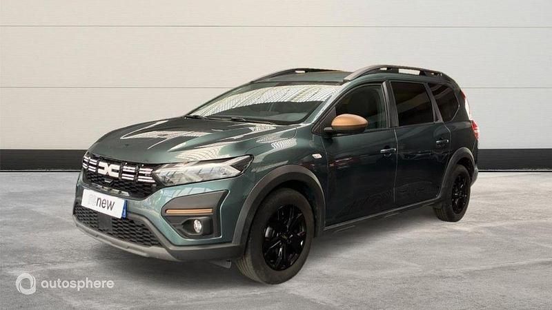Vert Utilisé 2023 Dacia Jogger Extreme Break | 18 999 € (Prix juste) - Image 1/4