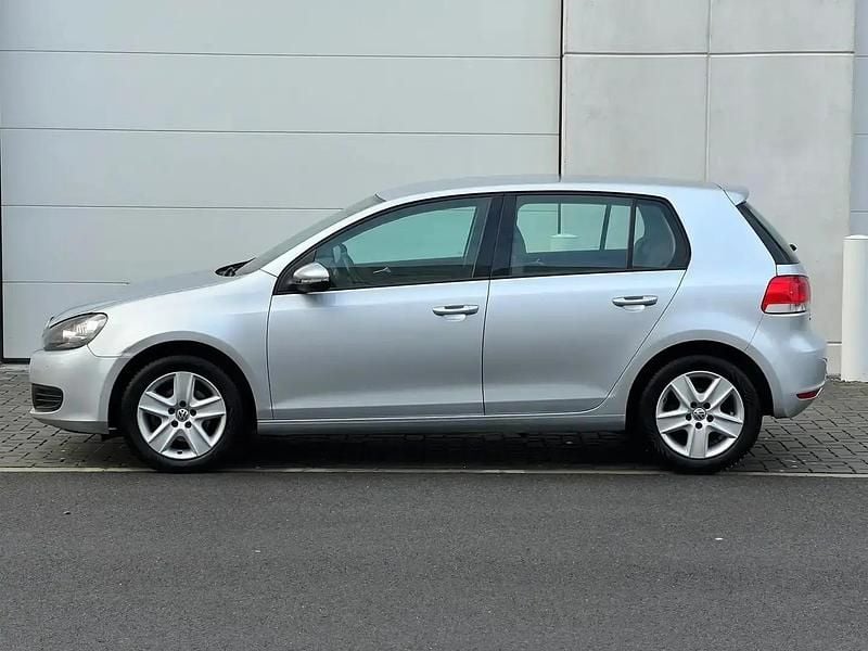 Occasion 2010 VW Golf Trendline Berline | 2 290 € (Bon prix) - Image 1/4