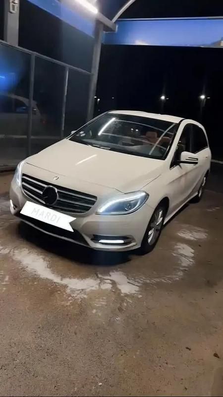 Occasion Mercedes B180 122 ch (89 kW) 2012 Monospace