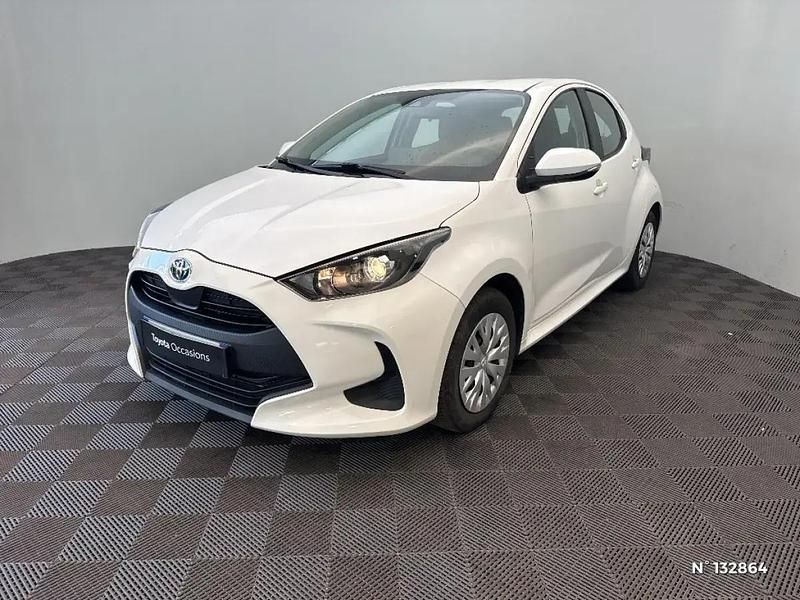 Blanc Occasion 2023 Toyota Yaris Hybrid | 17 990 € (Super prix) - Image 1/4