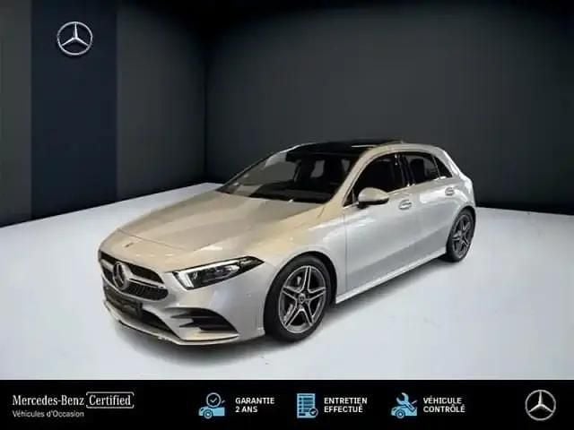 Gris Occasion 2022 Mercedes A200 AMG line Berline | 29 990 € (Prix juste) - Image 1/4